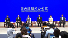 国新办就“践行为民宗旨 建设法治中国”举行中外记者见面会